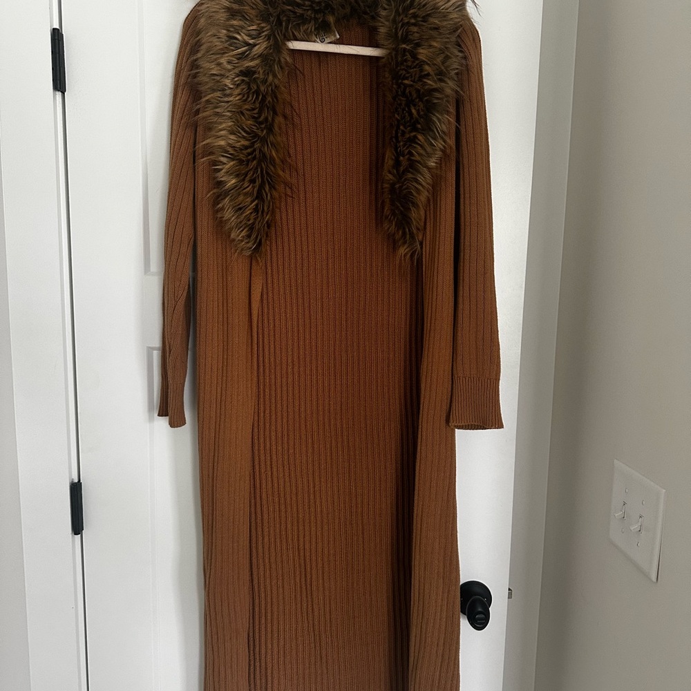 Show Me Your MuMu Brown Long Sleeve Sweater with Faux Fur Collar